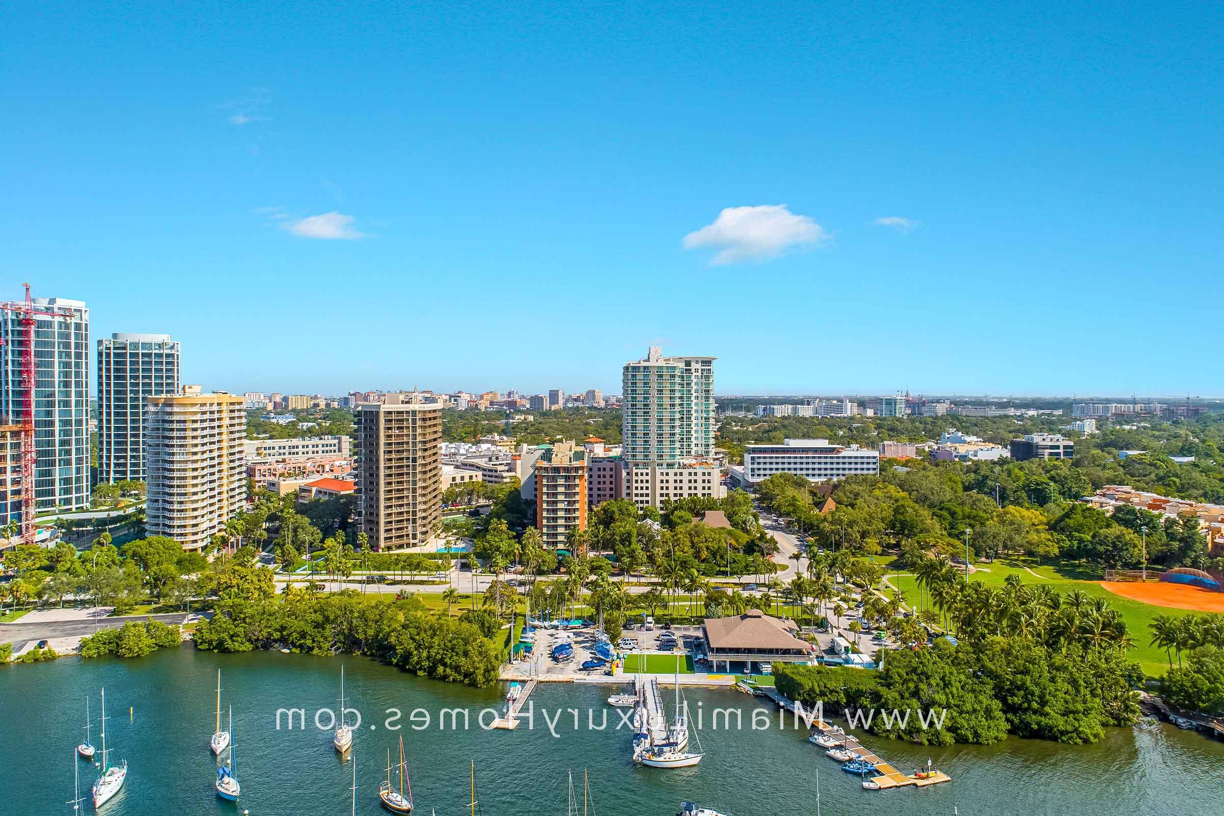 Mutiny Park Hotel Arya Condos in Coconut Grove