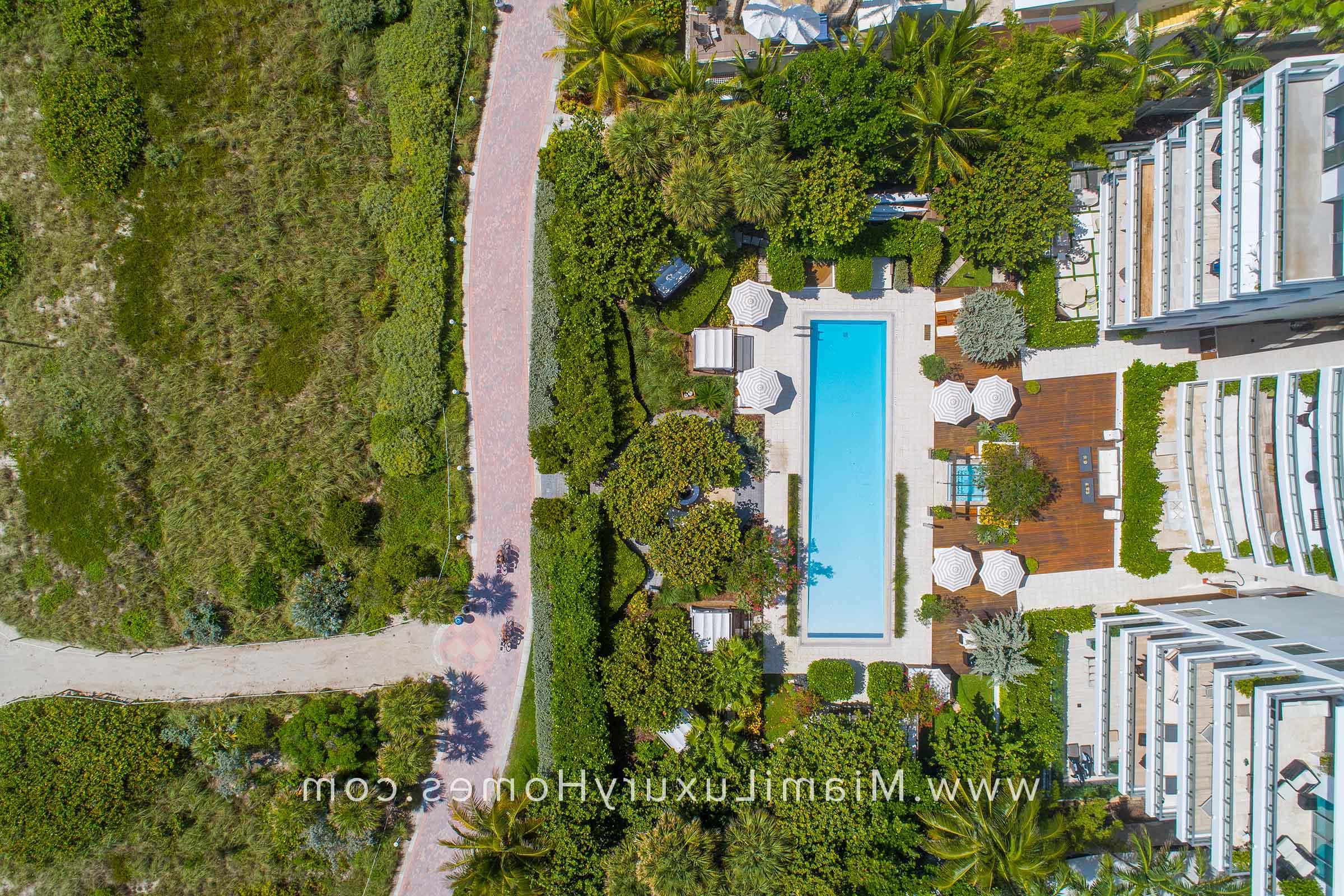 Ocean House Condos Pool and Promenade